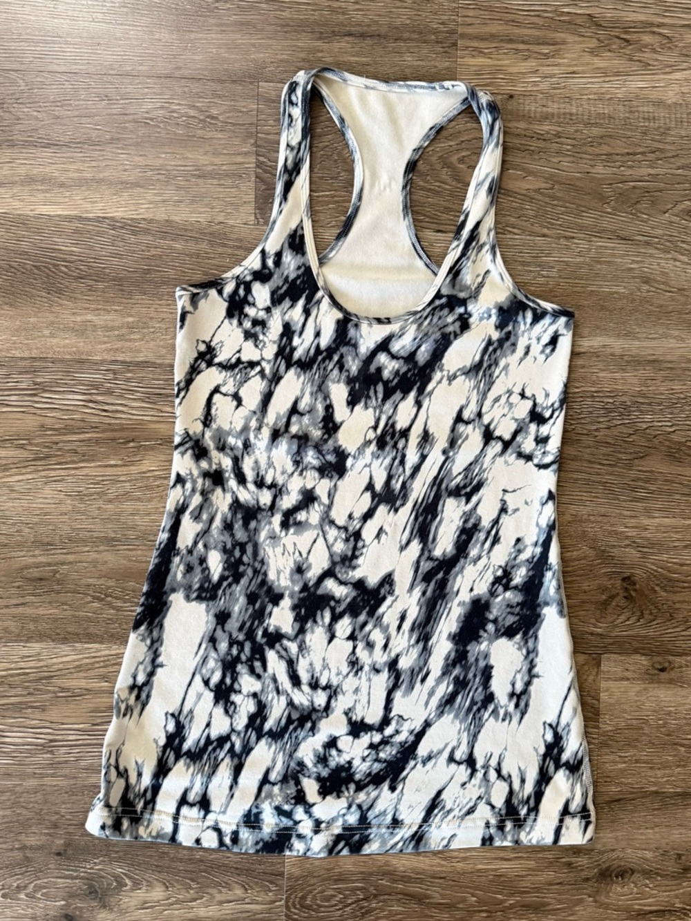 Lululemon Cool‎ Racerback - Picture 4 of 7